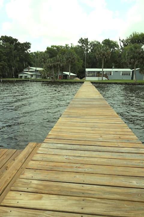 St Johns River Retreat Unit 1 Crescent City Екстериор снимка